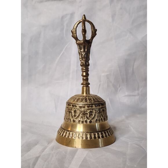 Vintage Tibetan Embossed Heavy Ornate Decorative Brass Bell Crown Handle - Picture 1 of 7